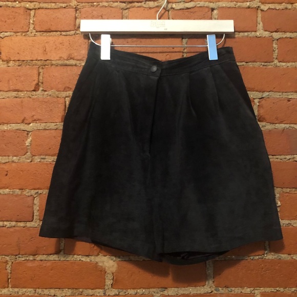 Vintage Suede Leather High Waisted shorts US6 - Picture 4 of 5